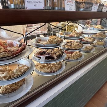 Mom's Pie House - Bakeries Near Me - Julian, California Mom's Pie House - Bakeries Near Me - Julian, California