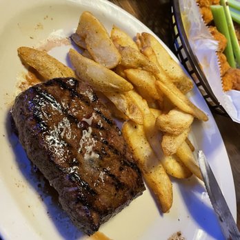 Texas Roadhouse - Sirloin and steak fries - Barbeque Near Me - Visalia, California Texas Roadhouse - Sirloin and steak fries - Barbeque Near Me - Visalia, California