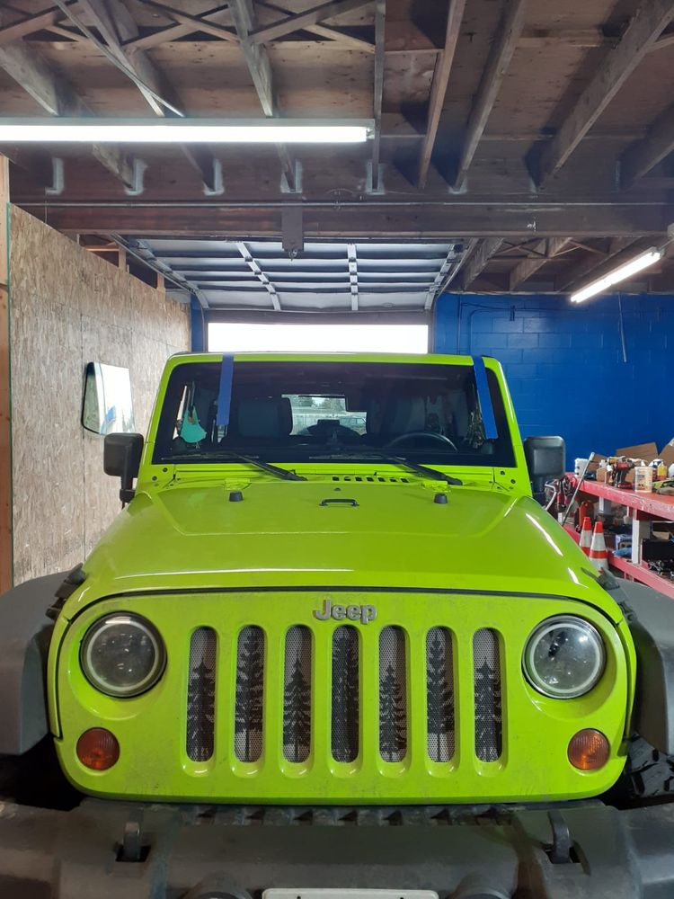 AUTO GLASS 11 Photos 12037 Pacific Hwy SW, Lakewood, Washington Auto Glass Services