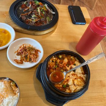 Seoulite's - Tofu Soup and Stew Lunch Special - Korean Near Me - Berkeley Heights, New Jersey