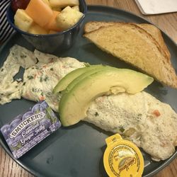 Bolillos Cafe - Veggie Omelette