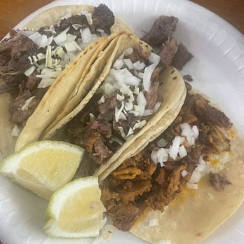 Chalio’s - Cabeza on the left (2) and al pastor on the right - Mexican Near Me - Kettleman City, California