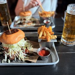Salute burger special and a Kona.