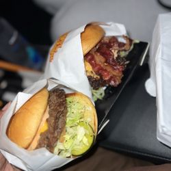 Burger Bodega - Smash Burger- Double w/bacon + IMPOSSIBLE Smash Burger- Double