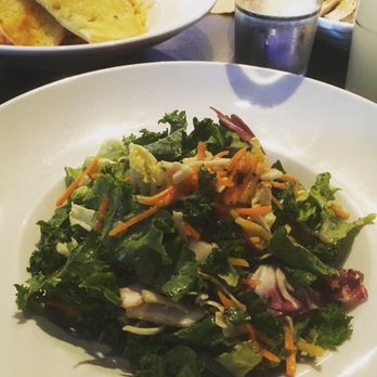 Wings - House greens - Chicken Wings Near Me - Richmond, British Columbia