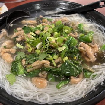 BT Cafe 大拇指餐廳 - Yummy snow cabbage and pork vermicelli soup - Coffee & Tea Near Me - Vancouver, British Columbia BT Cafe 大拇指餐廳 - Yummy snow cabbage and pork vermicelli soup - Coffee & Tea Near Me - Vancouver, British Columbia