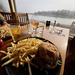 Anglers Riverfront Restaurant