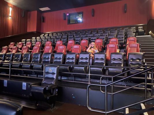 Century Riverpark 16 And Xd 133 Photos 254 Reviews Cinema 2766 Seaglass Way Oxnard Ca United States Phone Number Yelp