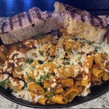 The Front Yard - Toni's Rigatoni - Beer Gardens Near Me - Las Vegas, Nevada