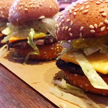 Shark Club Sports Bar & Grill - Sports Bars Near Me - Vancouver, British Columbia