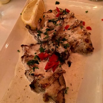 Restaurant Bitoque - Calmars grillés/Grilled squids - Portuguese Near Me - Montreal, Quebec