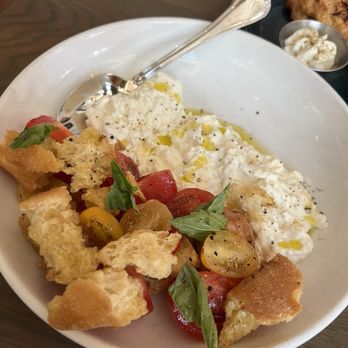 Aba - HOUSE- MADE STRACCIATELLA marinated tomato, crouton, sherry vinaigrette / 18.95 - Mediterranean Near Me - Chicago, Illinois