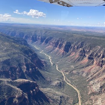 Redtail Air Adventures - A lovely canyon - Flight Instruction Near Me - Moab, Utah Redtail Air Adventures - A lovely canyon - Flight Instruction Near Me - Moab, Utah