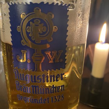 Gasthaus Valentin - Augustinerbier ist einfach das beste! - Bavarian Near Me - Berlin, BE