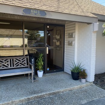 Red Stick Massotherapy - 8044-2 Summa Avenue - Massage Therapy Near Me - Baton Rouge, Louisiana Red Stick Massotherapy - 8044-2 Summa Avenue - Massage Therapy Near Me - Baton Rouge, Louisiana