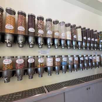 Swirlz Soft Serve Parlor - Toppings - Ice Cream & Frozen Yogurt Near Me - San Marino, California Swirlz Soft Serve Parlor - Toppings - Ice Cream & Frozen Yogurt Near Me - San Marino, California