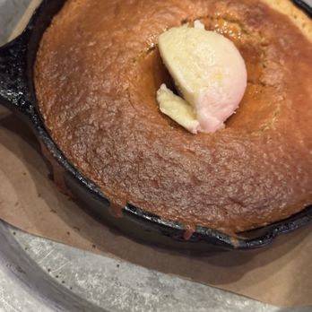 Ole Red - Cornbread skillet - Music Venues Near Me - Gatlinburg, Tennessee Ole Red - Cornbread skillet - Music Venues Near Me - Gatlinburg, Tennessee