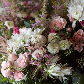 P.S. Flowers & Balloons - Close up of bridesmaid bouquets. - Florists Near Me - Wauconda, Illinois P.S. Flowers & Balloons - Close up of bridesmaid bouquets. - Florists Near Me - Wauconda, Illinois