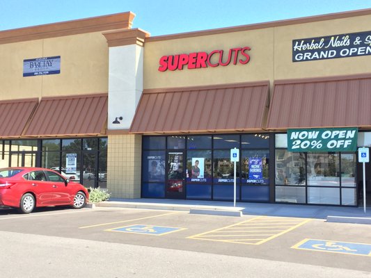 Supercuts 1295 N Arizona Ave Ste 104 Gilbert Az Hair Salons Mapquest