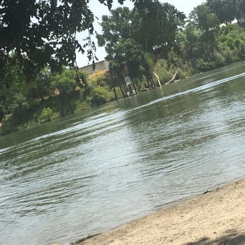 Sand Cove Beach - Calming - Beaches Near Me - Sacramento, California Sand Cove Beach - Calming - Beaches Near Me - Sacramento, California