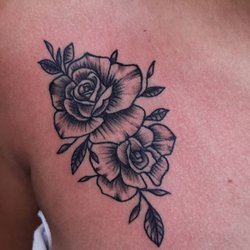 Lucky Signs Tattoo - Old roses ,new friends( Inked by Spadink)