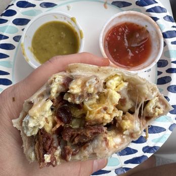 Lily's Malibu - DEELISH! - Burgers Near Me - Malibu, California