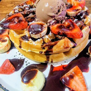 Madres Brunch - Nutella strawberry waffles - Breakfast & Brunch Near Me - Riverside, California Madres Brunch - Nutella strawberry waffles - Breakfast & Brunch Near Me - Riverside, California