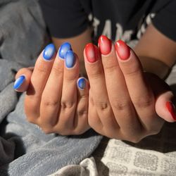 Cosmo Nail Bar