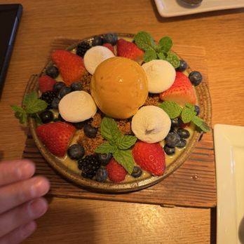 Makoto - Japanese Near Me - Miami Beach, Florida