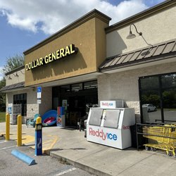 Dollar General - Entrance