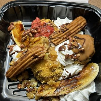 Uno Mas - Fried Ice cream Sunday - Tex-Mex Near Me - Dallas, Texas