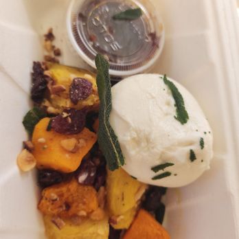 Red's Table - Burreta and Squash - New American Near Me - Reston, Virginia