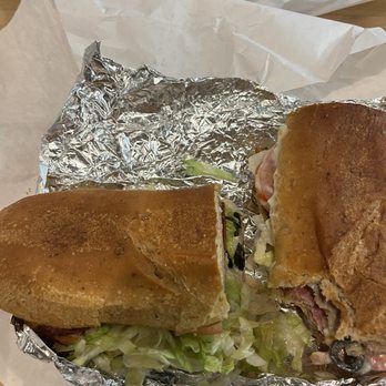 Gioias Deli-Valley Park - Delis Near Me - Valley Park, Missouri