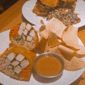 Northstar Cafe - Thai burrito & chicken avocado sandwich - New American Near Me - Liberty Township, Ohio Northstar Cafe - Thai burrito & chicken avocado sandwich - New American Near Me - Liberty Township, Ohio
