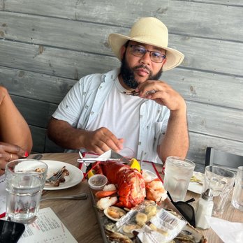 Nick's Lobster House - Cold seafood platter - Seafood Near Me - Brooklyn, New York Nick's Lobster House - Cold seafood platter - Seafood Near Me - Brooklyn, New York