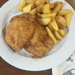 Restaurace Kotva - We ordered chicken schnitzel but received pork