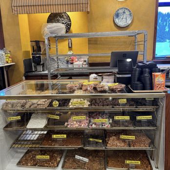 Schat's Bakery - Bakeries Near Me - Mammoth Lakes, California