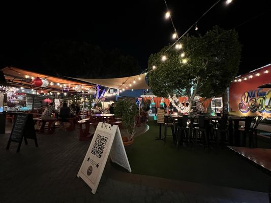 Brat Haus by null