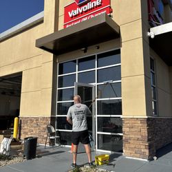 BSM Cleaning - Window cleaning in process