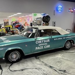 Official 1963 Indy 500 pace car. Official 1963 Indy 500 pace car.