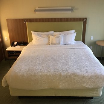 SpringHill Suites by Marriott Bellingham - Comfortable King bed. - Hotels Near Me - Bellingham, Washington SpringHill Suites by Marriott Bellingham - Comfortable King bed. - Hotels Near Me - Bellingham, Washington