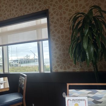 Breadsticks Cafe & Grill - View from the side . Overlooks boardwalk! - American Near Me - Atlantic City, New Jersey