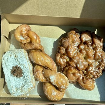Bunny's Donut Shop - Donuts Near Me - Jacksonville, Florida