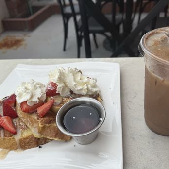 Ellie's Table - Waffles - Cafes Near Me - San Juan Capistrano, California Ellie's Table - Waffles - Cafes Near Me - San Juan Capistrano, California