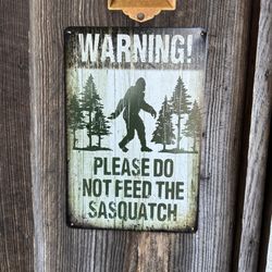 Rich Mountain Country Store & Rv Park - Don't worry, no Sasquatch was inside!