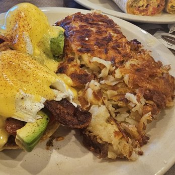 Bill's Cafe - California Eggs Benedict - Breakfast & Brunch Near Me - San Jose, California