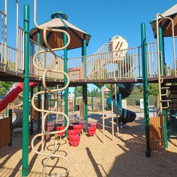 Camp Whitney Park - Parks Near Me - Rocklin, California