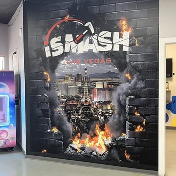 iSmash Las Vegas - Axe Throwing Near Me - Paradise, Nevada