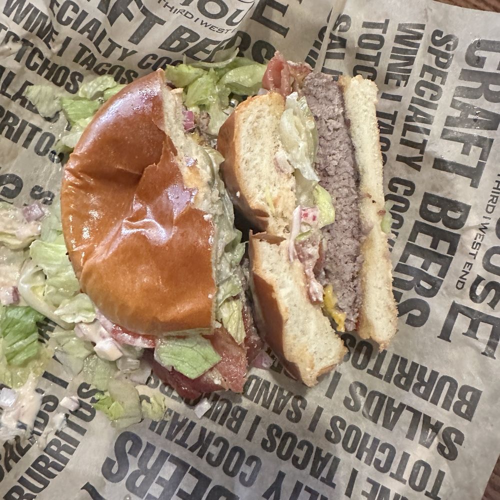 The Tap House West End - Medium rare burger (not) - Tacos Near Me - Rochester, Minnesota The Tap House West End - Medium rare burger (not) - Tacos Near Me - Rochester, Minnesota