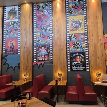Mellow Mushroom Charleston - West Ashley - Pizza Near Me - Charleston, South Carolina Mellow Mushroom Charleston - West Ashley - Pizza Near Me - Charleston, South Carolina